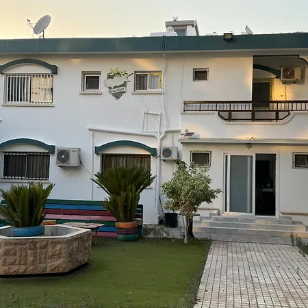 Δωμάτια σε οικογενειακή κατοικία Island Αμμόχωστος